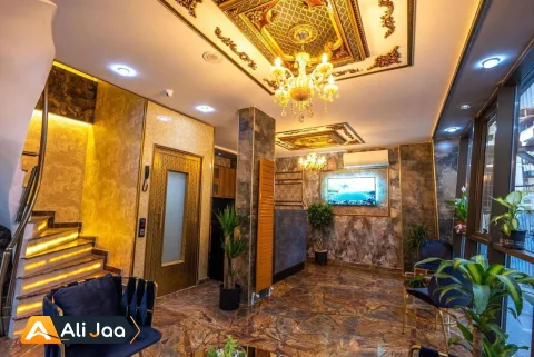 سوئیت یک‌خوابهٔ مدرن در تکسیم، چند قدمی خیابان استقلال — عکس ۱۴