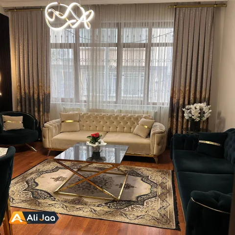 آپارتمان سه‌خوابهٔ لوکس با حیاط اختصاصی در شیشلی، نزدیک مترو — عکس ۳