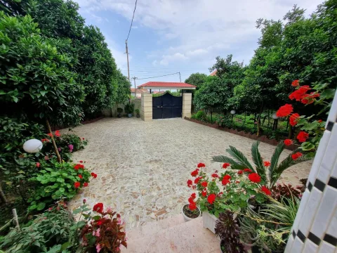Morvarid Sabz Two-Bedroom Forest Villa, Ramsar — photo 8