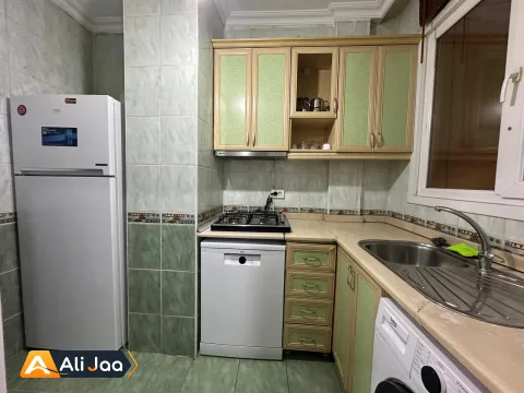 آپارتمان سه‌خوابه با بالکن و ویو در شیشلی، یک دقیقه تا جواهیر — عکس ۱۵